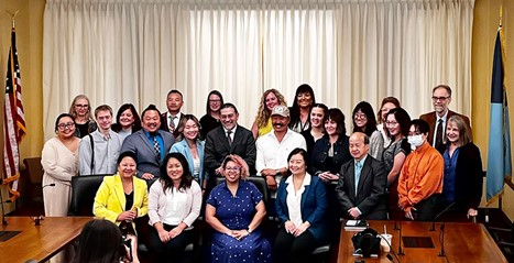 Photo: Meeting with Hmong legislators and community members in Minnesota.